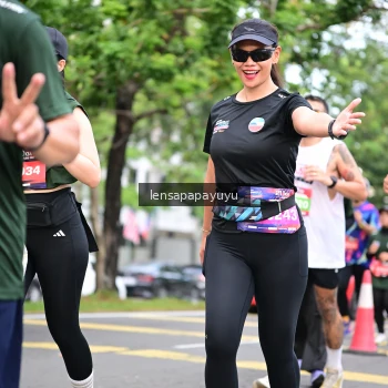Runner Photo 4162193