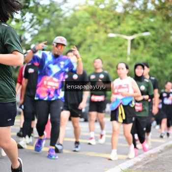 Runner Photo 4162200