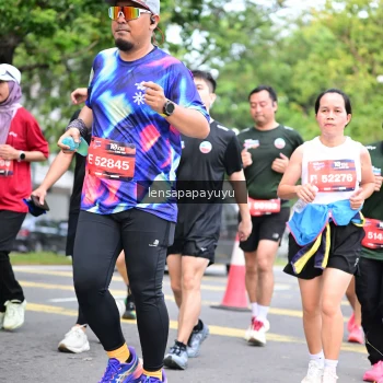 Runner Photo 4162203