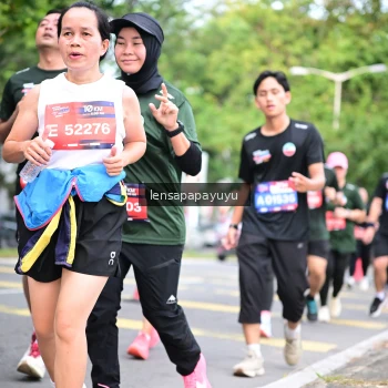 Runner Photo 4162207