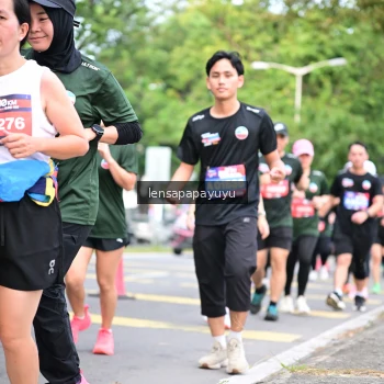 Runner Photo 4162208
