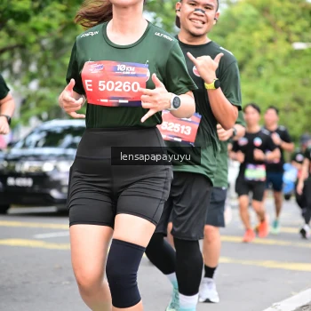 Runner Photo 4162233