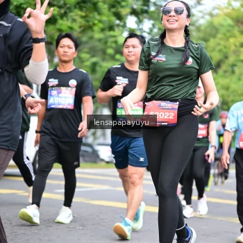 Runner Photo 4162237
