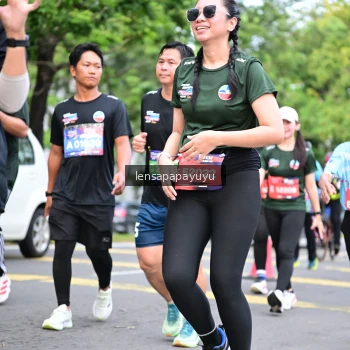 Runner Photo 4162240