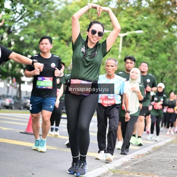 Runner Photo 4162241
