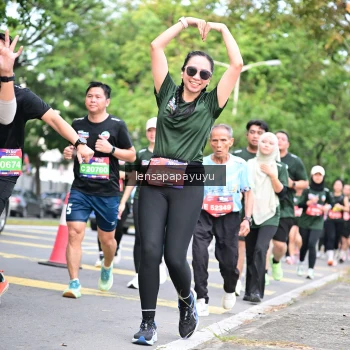 Runner Photo 4162242