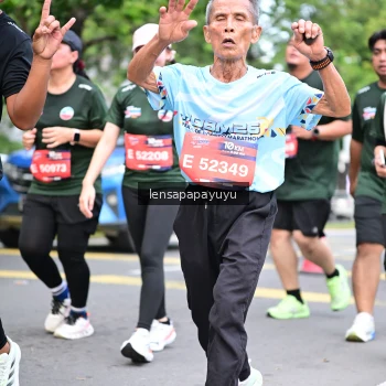 Runner Photo 4162243