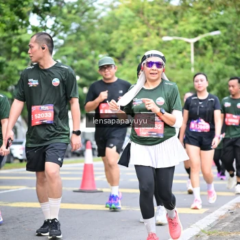 Runner Photo 4162249