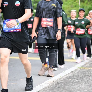 Runner Photo 4162337
