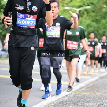 Runner Photo 4162352