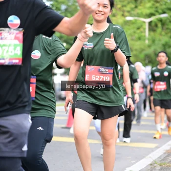 Runner Photo 4162360