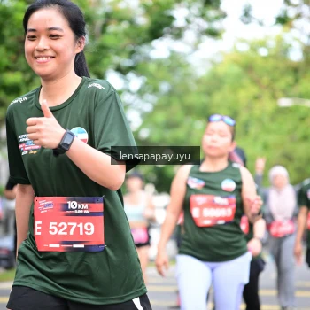 Runner Photo 4162362