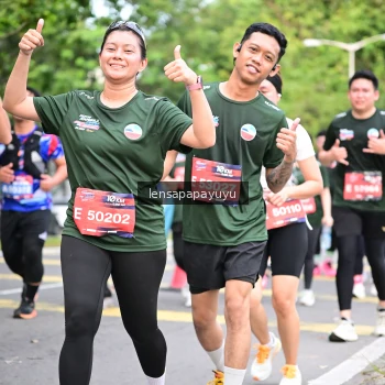 Runner Photo 4162372