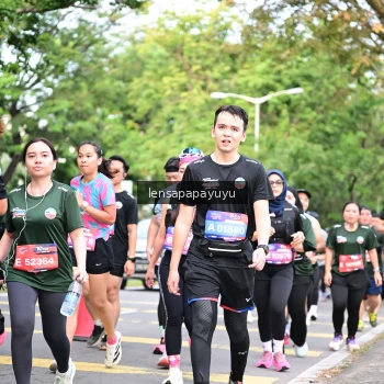Runner Photo 4162380