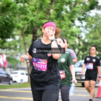 Runner Photo 4162383