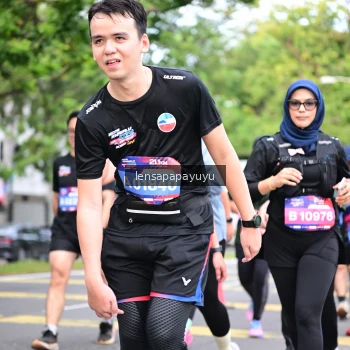 Runner Photo 4162387