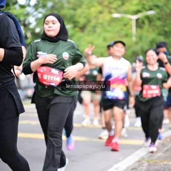 Runner Photo 4162390