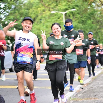 Runner Photo 4162399