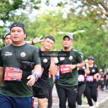 Runner Photo 4162408