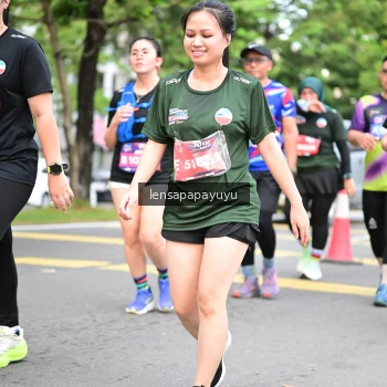 Runner Photo 4162418