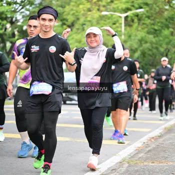 Runner Photo 4162419