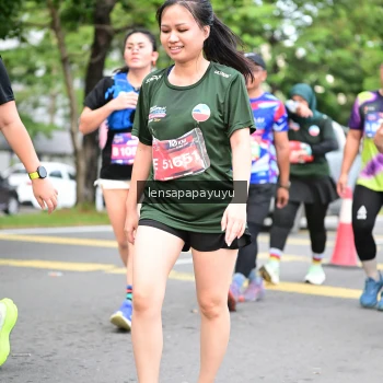 Runner Photo 4162423