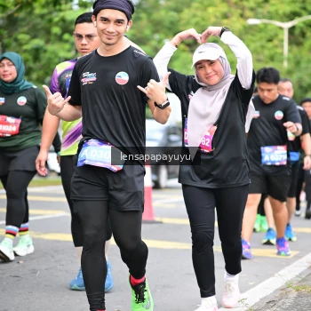 Runner Photo 4162426