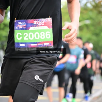 Runner Photo 4162431