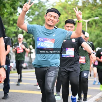 Runner Photo 4162432