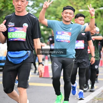 Runner Photo 4162433