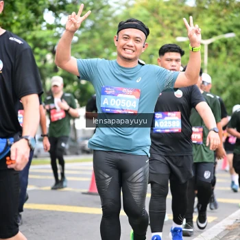 Runner Photo 4162438