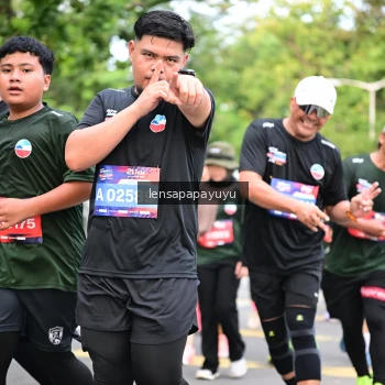 Runner Photo 4162444