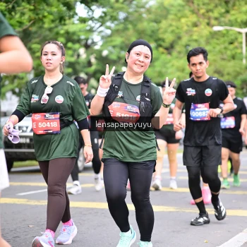 Runner Photo 4162456
