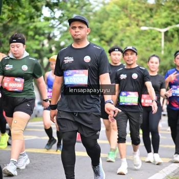 Runner Photo 4162464