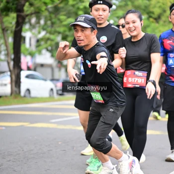Runner Photo 4162468