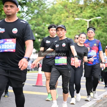 Runner Photo 4162471