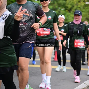 Runner Photo 4162481