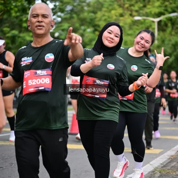 Runner Photo 4162494