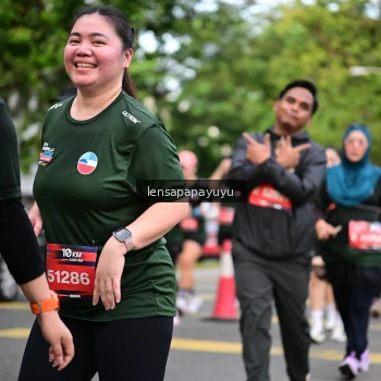 Runner Photo 4162497