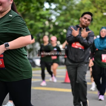 Runner Photo 4162498