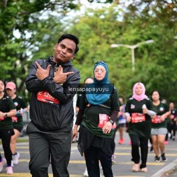 Runner Photo 4162501