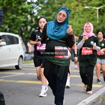 Runner Photo 4162504
