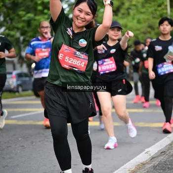 Runner Photo 4162516