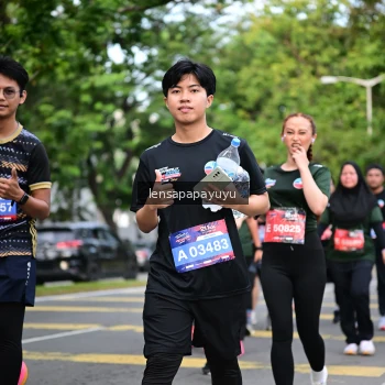Runner Photo 4162527