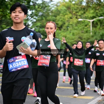 Runner Photo 4162528