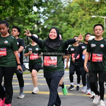 Runner Photo 4162534
