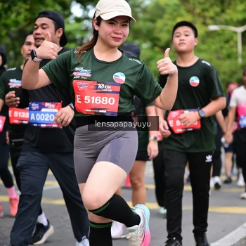 Runner Photo 4162543