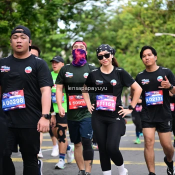Runner Photo 4162560