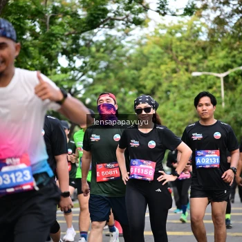 Runner Photo 4162561