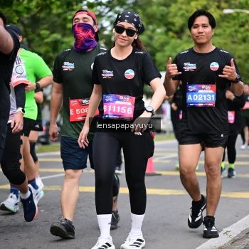 Runner Photo 4162563